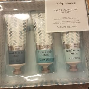 Simple Pleasures Hand Lotion set
